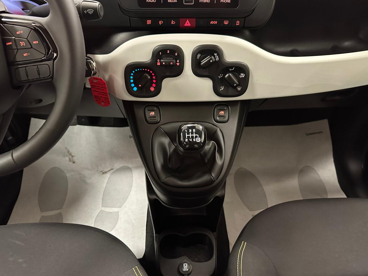 Fiat Panda 1.0 FireFly Hybrid Pandina 70 CV - 2025