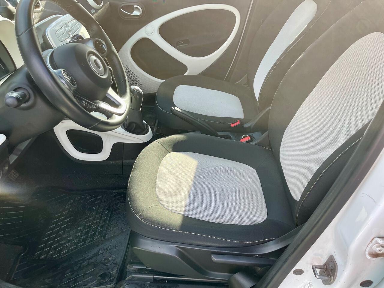 Smart ForFour BENZINA