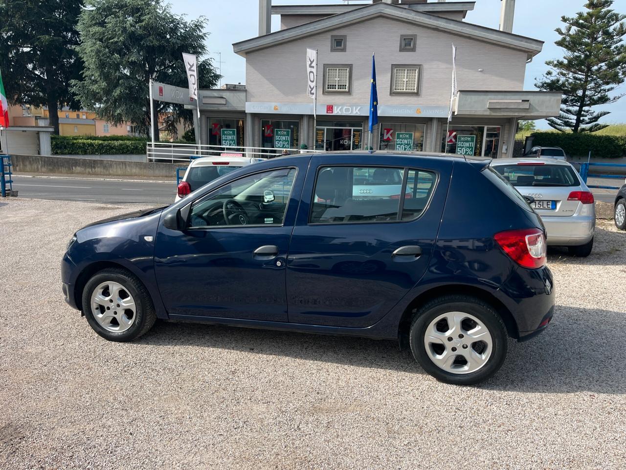 Dacia Sandero 0.9 TCe 12V T-GPL 90 Start&Stop SS Lauréate Family