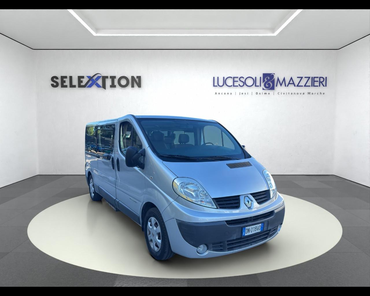 RENAULT Trafic 3ª serie - Trafic T29 2.0 dCi/115 PL-TN Passenger Pack