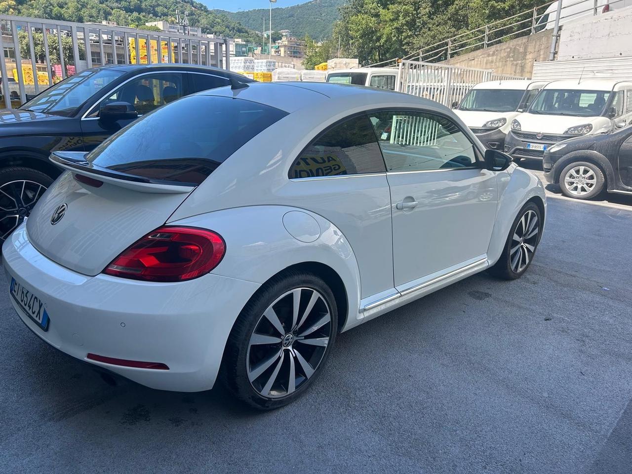 Volkswagen Maggiolino 2.0 TSI DSG Sport