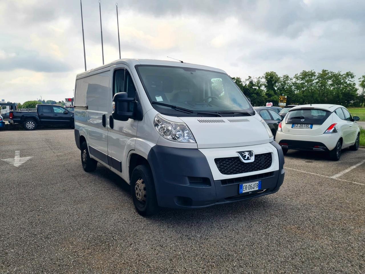 PEUGEOT BOXER 330 2.2 HDi 110CV L2H1