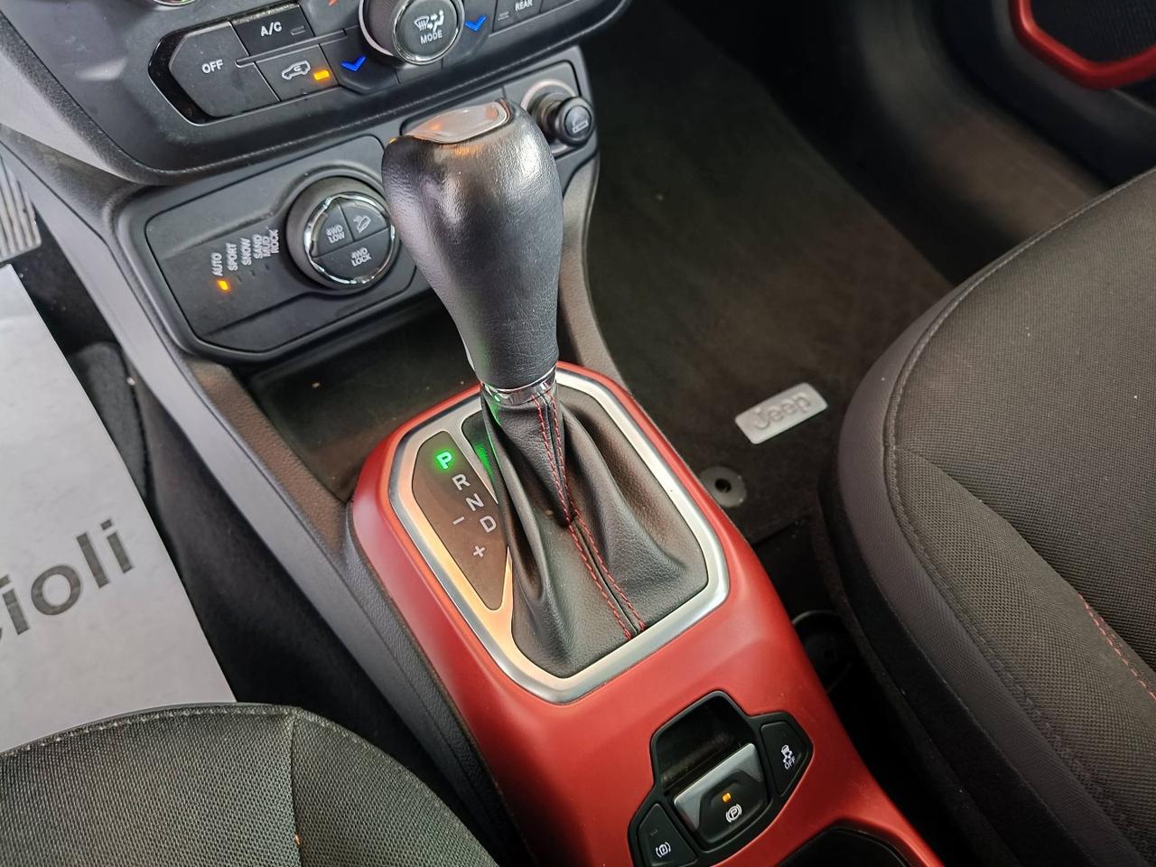 JEEP Renegade 2019 - Renegade 1.3 t4 phev Trailhawk 4xe at6