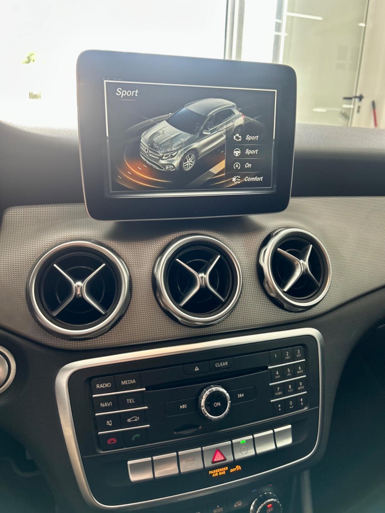 Mercedes GLA 200 d Automatic Premium FINANZIABILE