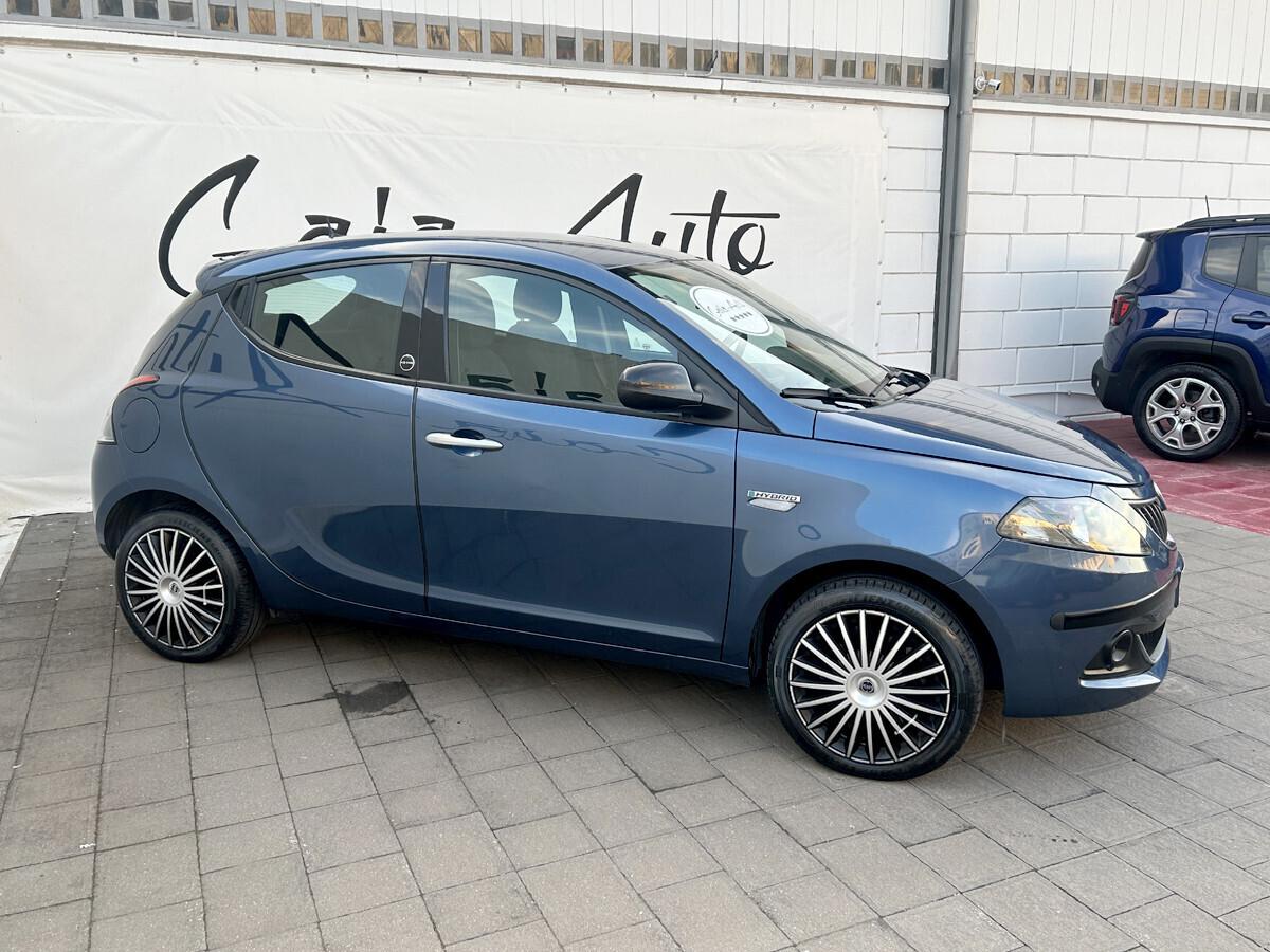 Lancia Ypsilon 1.2 69 CV 5 porte GPL Ecochic Gold