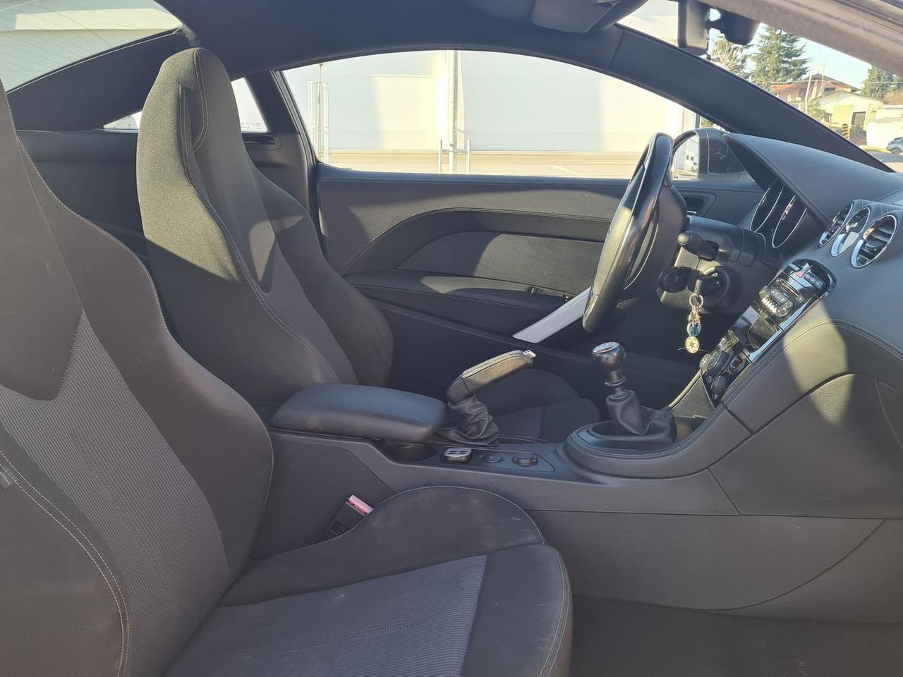 Peugeot RCZ 1.6 155 THP Black Yearline #8249