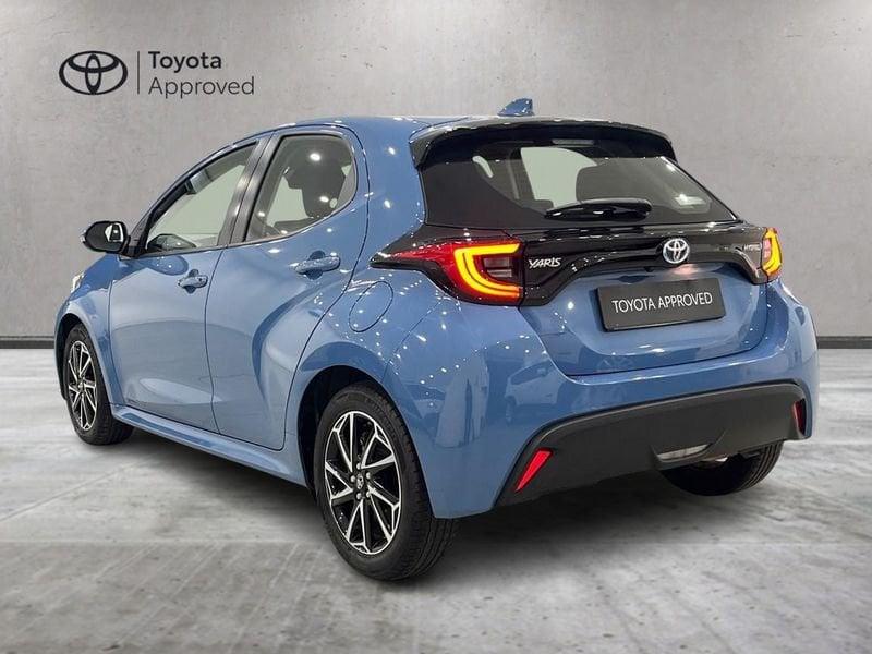 Toyota Yaris Yaris 1.5h Trend IVA ESPOSTA