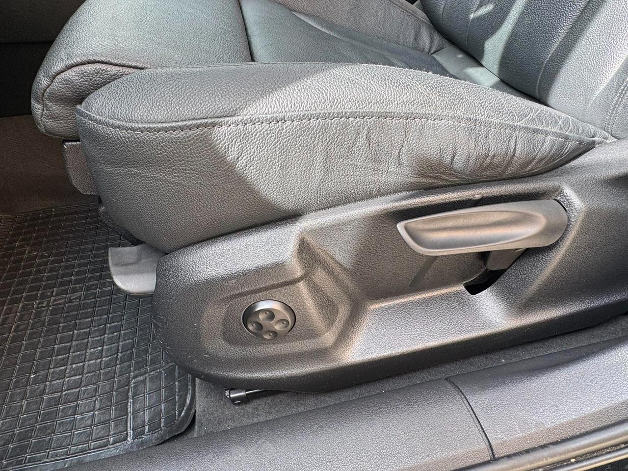 AUDI Q3 2.0 TDI 150 CV SPORT TETTO+PELLE+NAVI+BIXENO