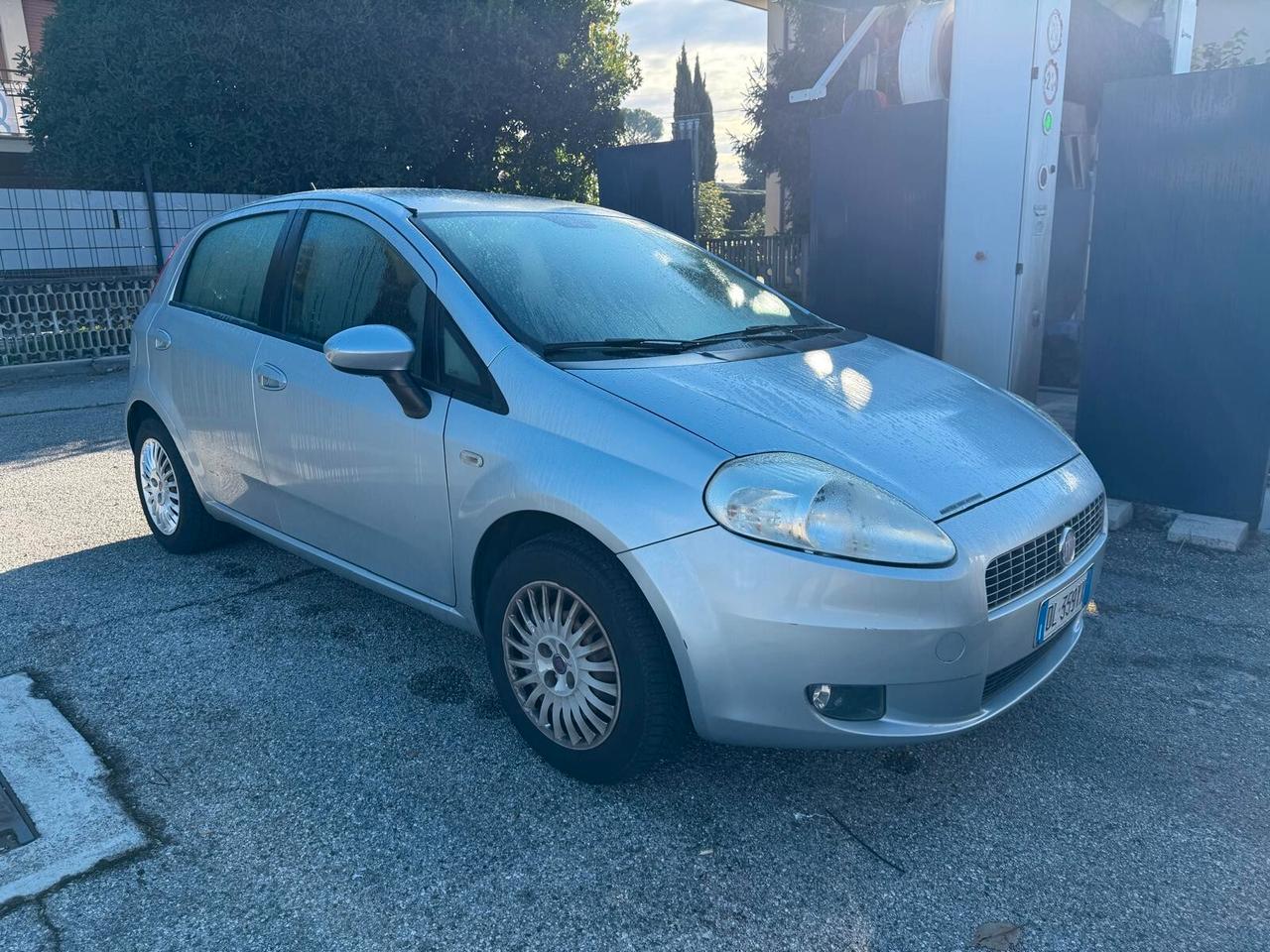 Fiat Grande Punto 1.4 16V 5 porte