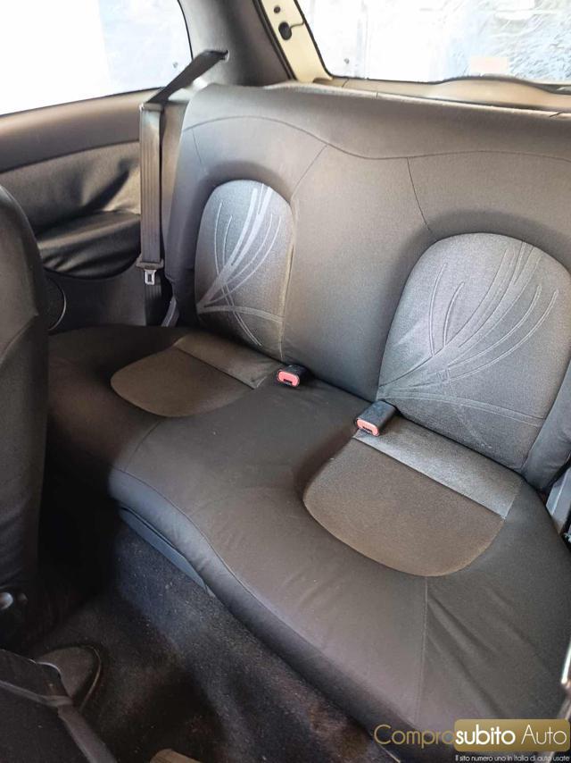 LANCIA Ypsilon 1.2 69 CV Diva