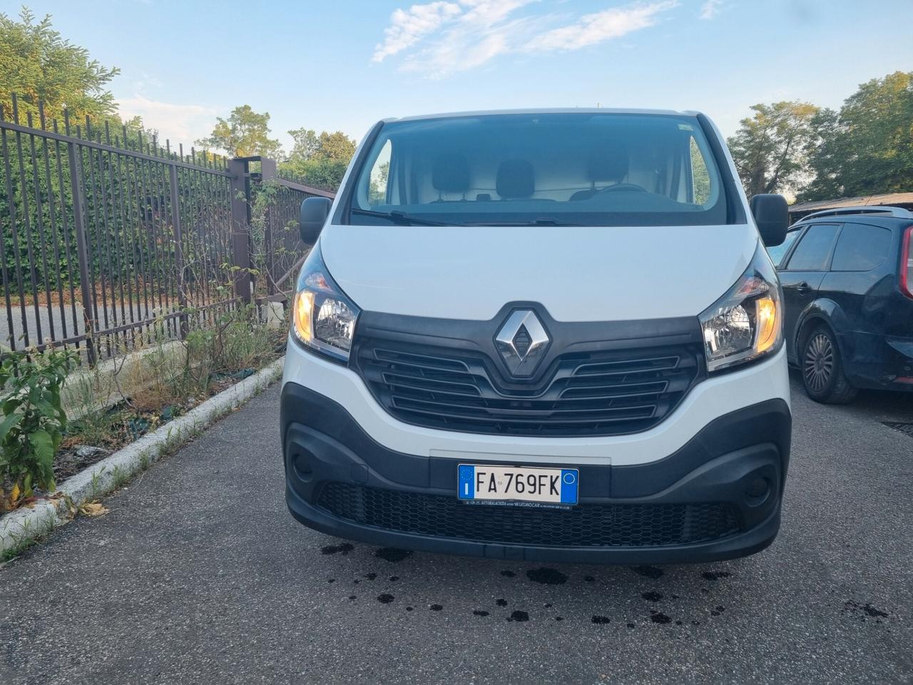 Renault Trafic T27 1.6 dCi 115CV PC-TN Furgon
