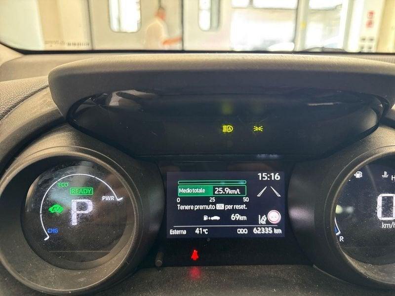 Toyota Yaris Hybrid Trend MY22