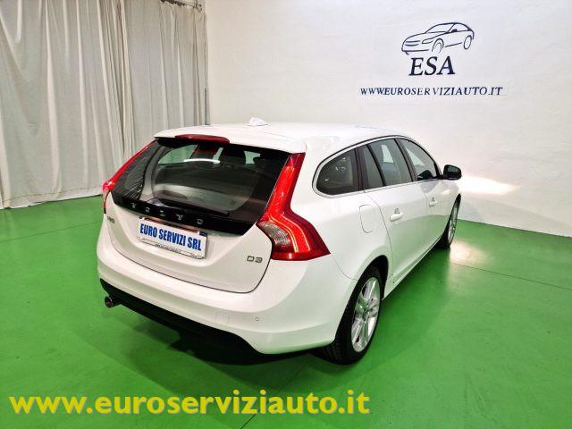 VOLVO V60 D3 Geartronic Momentum