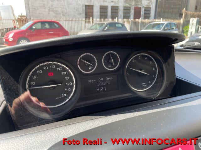 LANCIA Ypsilon 1.2 69 CV Unyca NEOPATENTATI