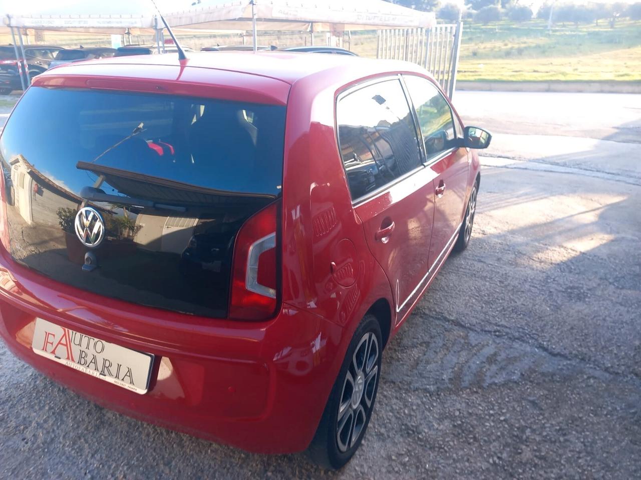 Volkswagen up! 1.0 75 CV 5p. high up!