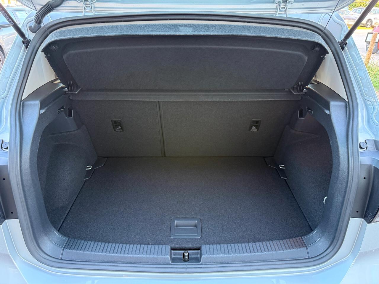 Volkswagen T-Cross 1.0 TSI Sport