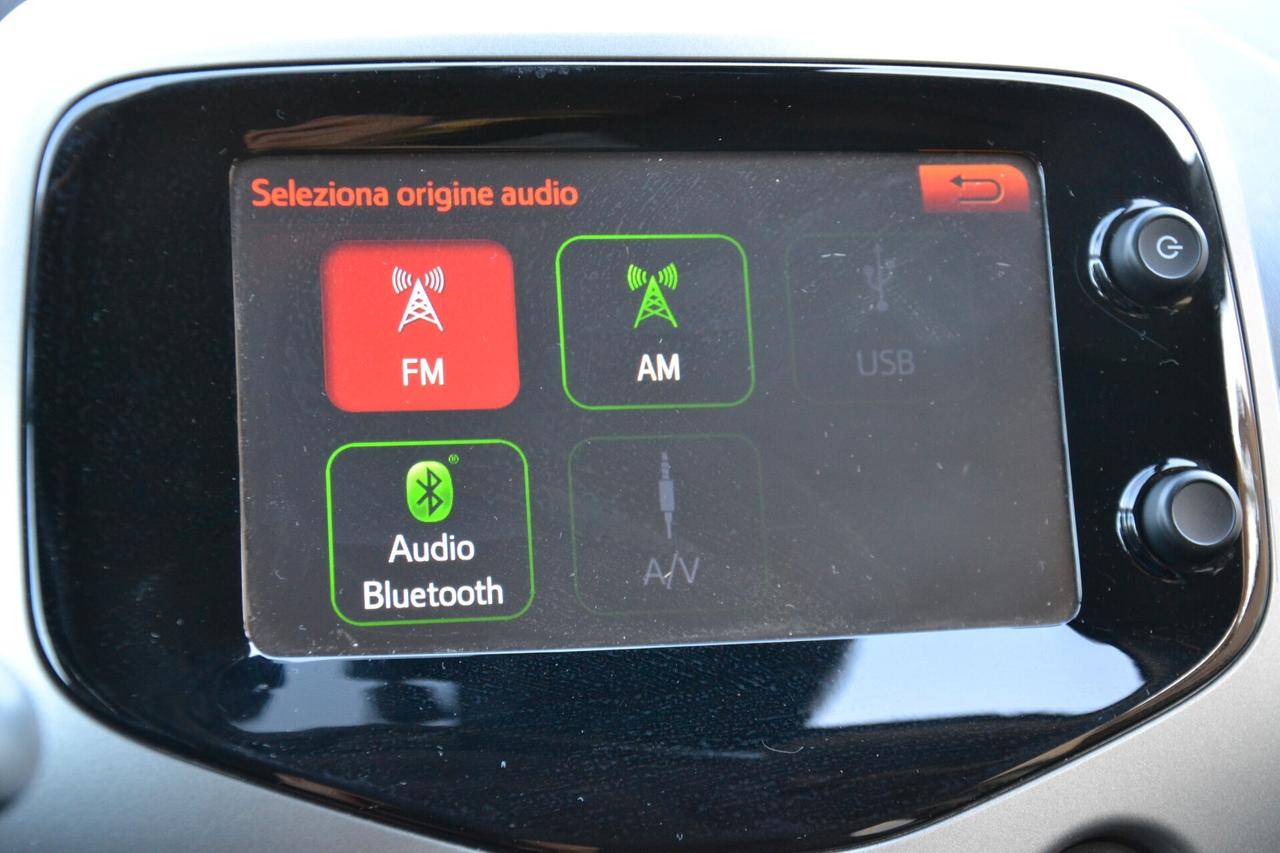 Toyota Aygo 1.0 69CV X-PLAY AUTOMATICA **PREZZO REALE**