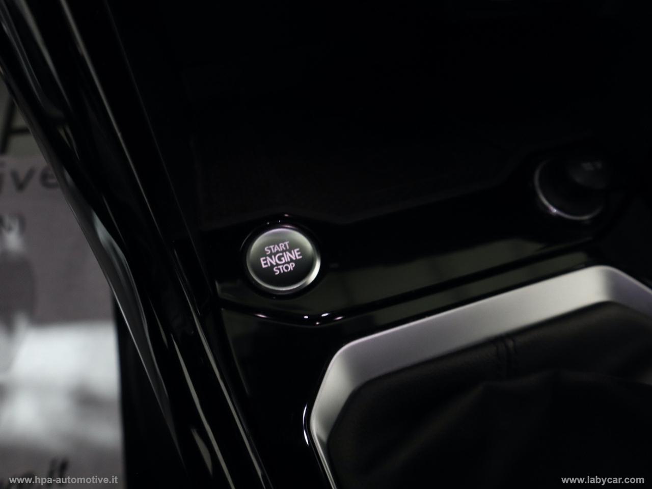 VOLKSWAGEN T-Roc 2.0TDI R-LINE NAVI LED PELLE MATRIX