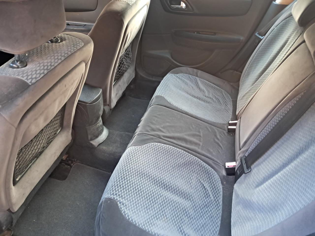 Citroen C4 1.6 HDi 90CV