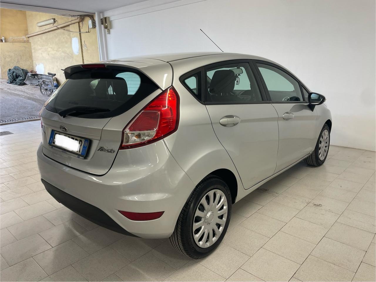 Ford Fiesta 1.4 5 porte Bz.- GPL Business Perfetta !