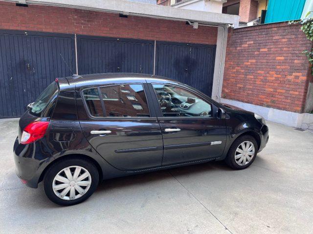 RENAULT Clio 1.2 16V 5 porte GPL rinnovato fino al 2030