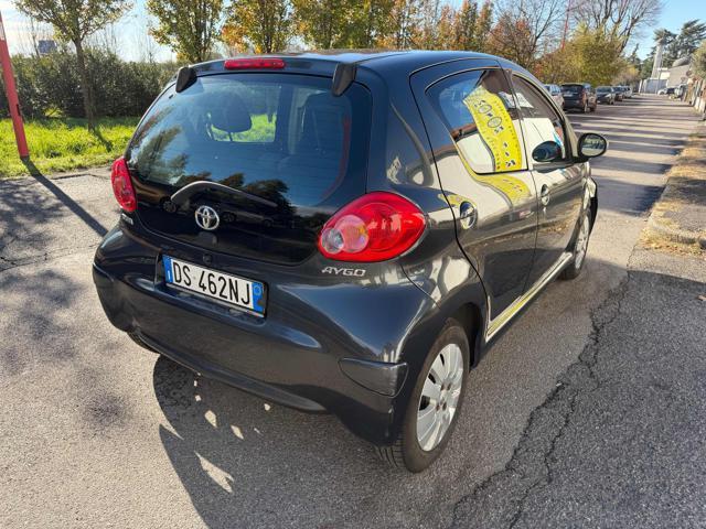 TOYOTA Aygo 1.0 12V VVT-i 5 porte Sol