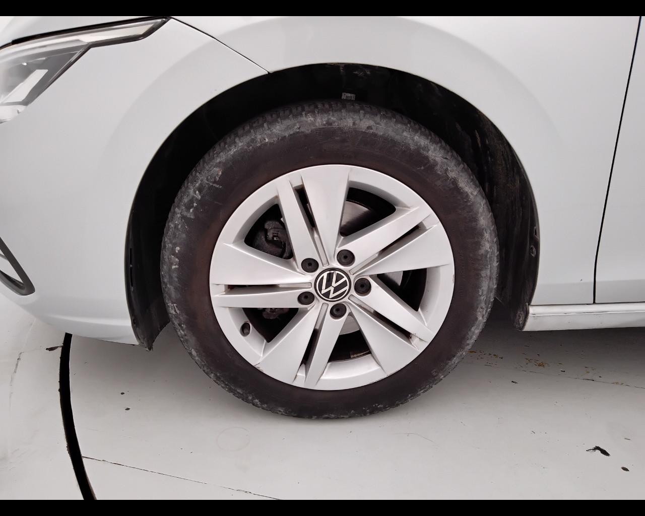 VOLKSWAGEN Golf VIII 2020 - Golf 1.0 etsi evo Life 110cv dsg
