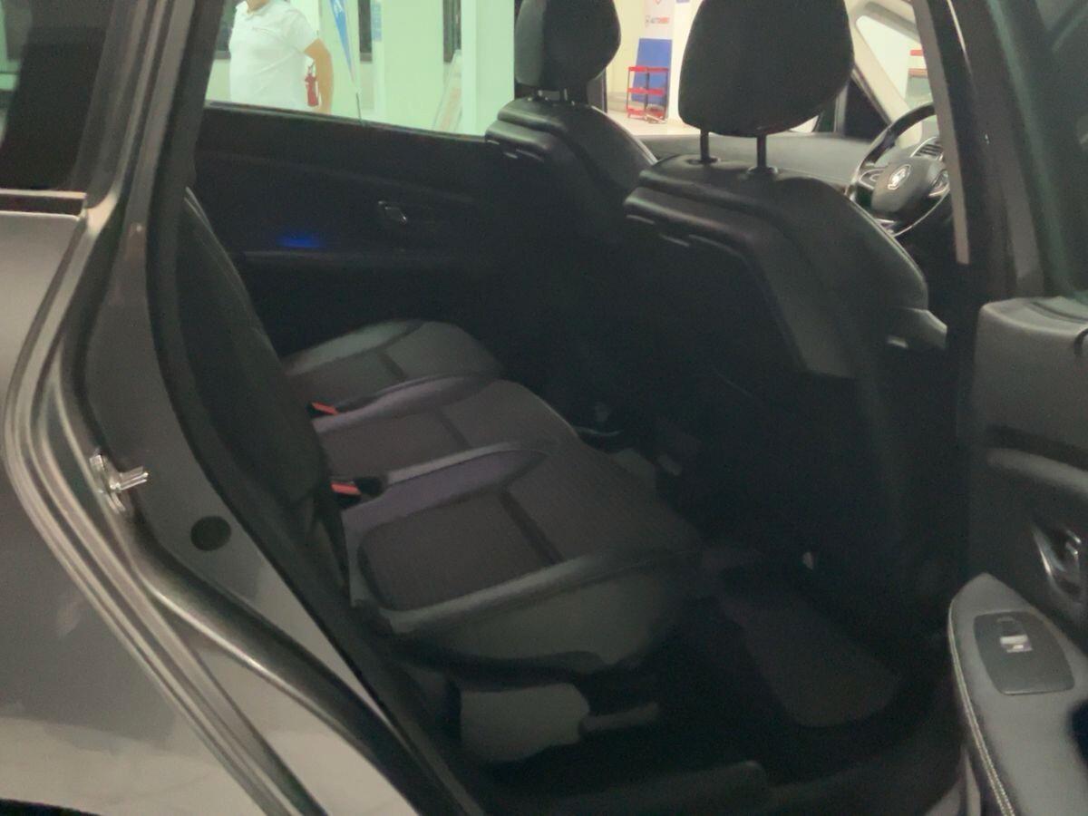 Renault Grand Scenic dCi 8V 110 CV EDC Energy Intens