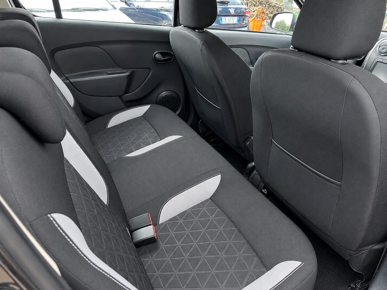 DACIA SANDERO STEPWAY 900 TCe - 2014