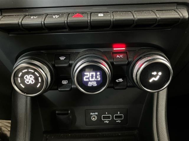 RENAULT Captur 1.6 E-Tech full hybrid Rive Gauche 145cv auto