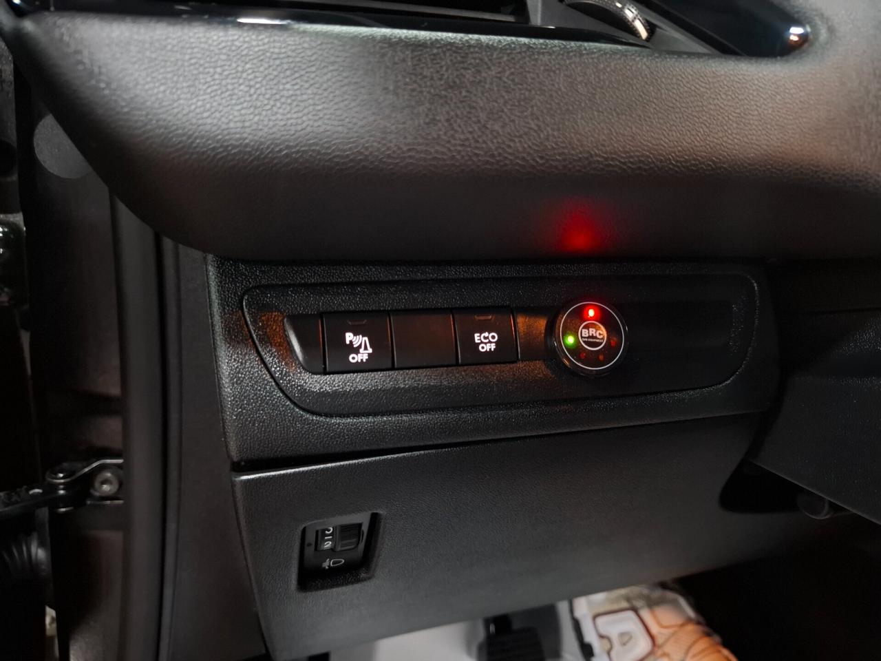 Peugeot 208 1.2 Benzina-GPL Neopatentato