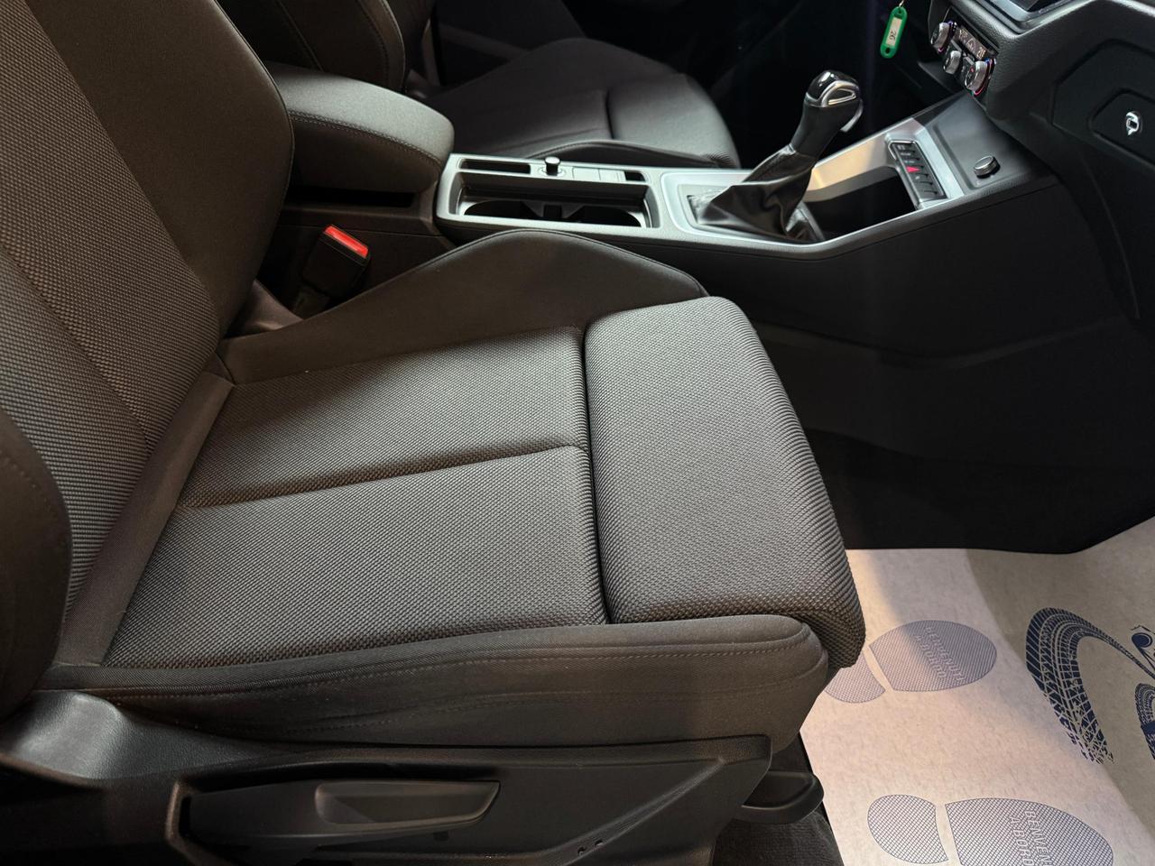 Audi Q3 Sportback 35 2.0 tdi s-tronic TOTAL BLACK EDITION