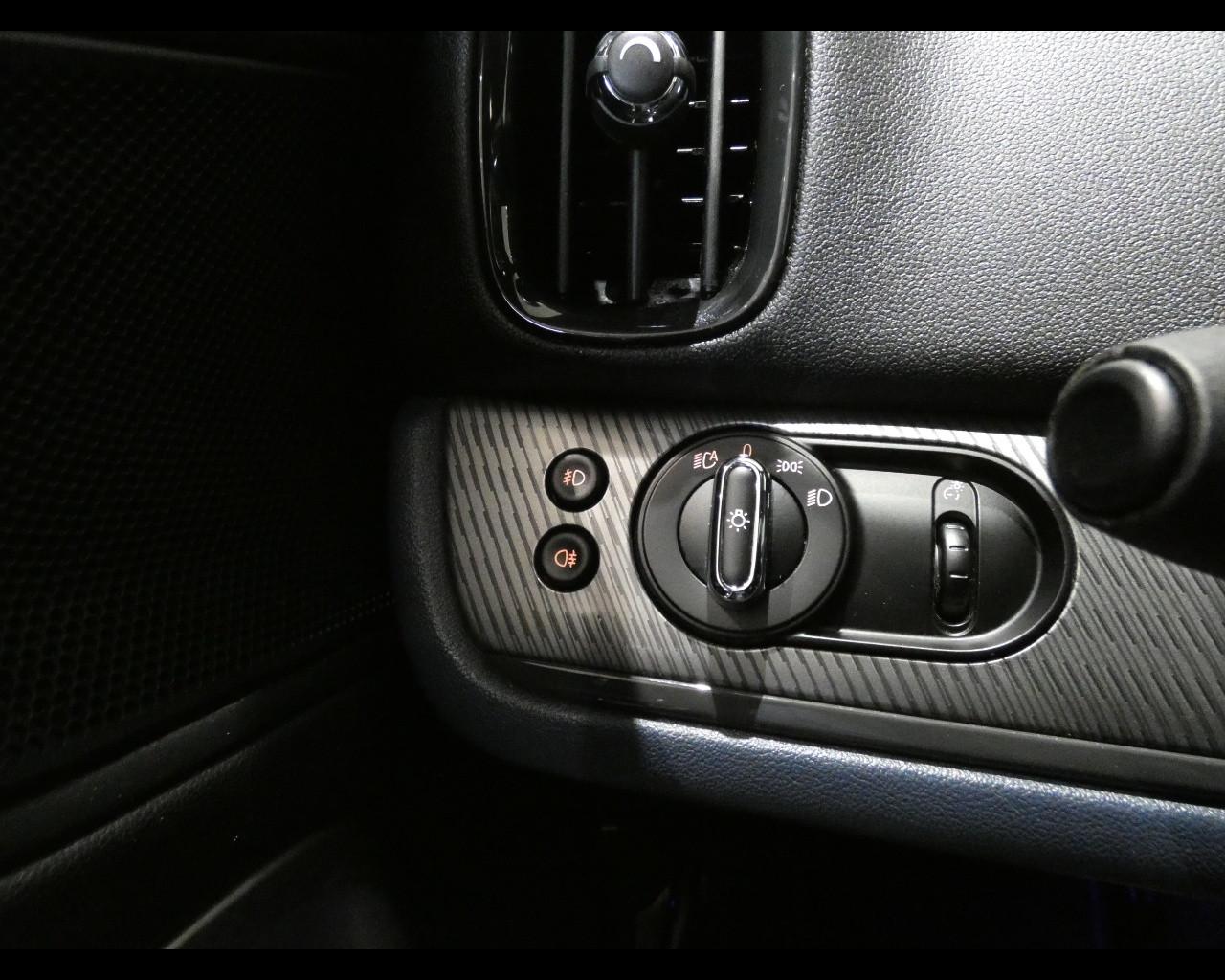 MINI Mini Countrym.(F60) - Mini 2.0 Cooper D Yours Countryman