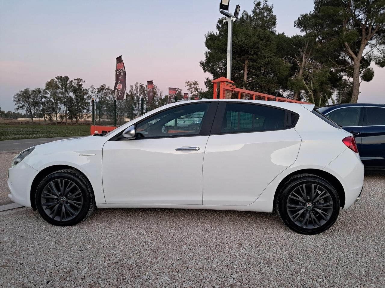 Alfa Romeo Giulietta 2.0 JTDm 175 CV TCT *led*navi