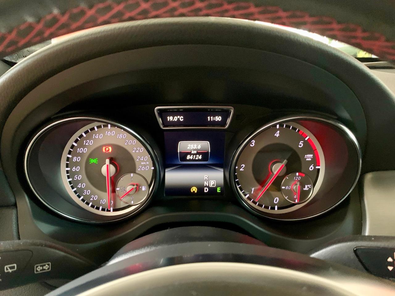 Mercedes-benz GLA 200 CDI Automatic Premium AMG