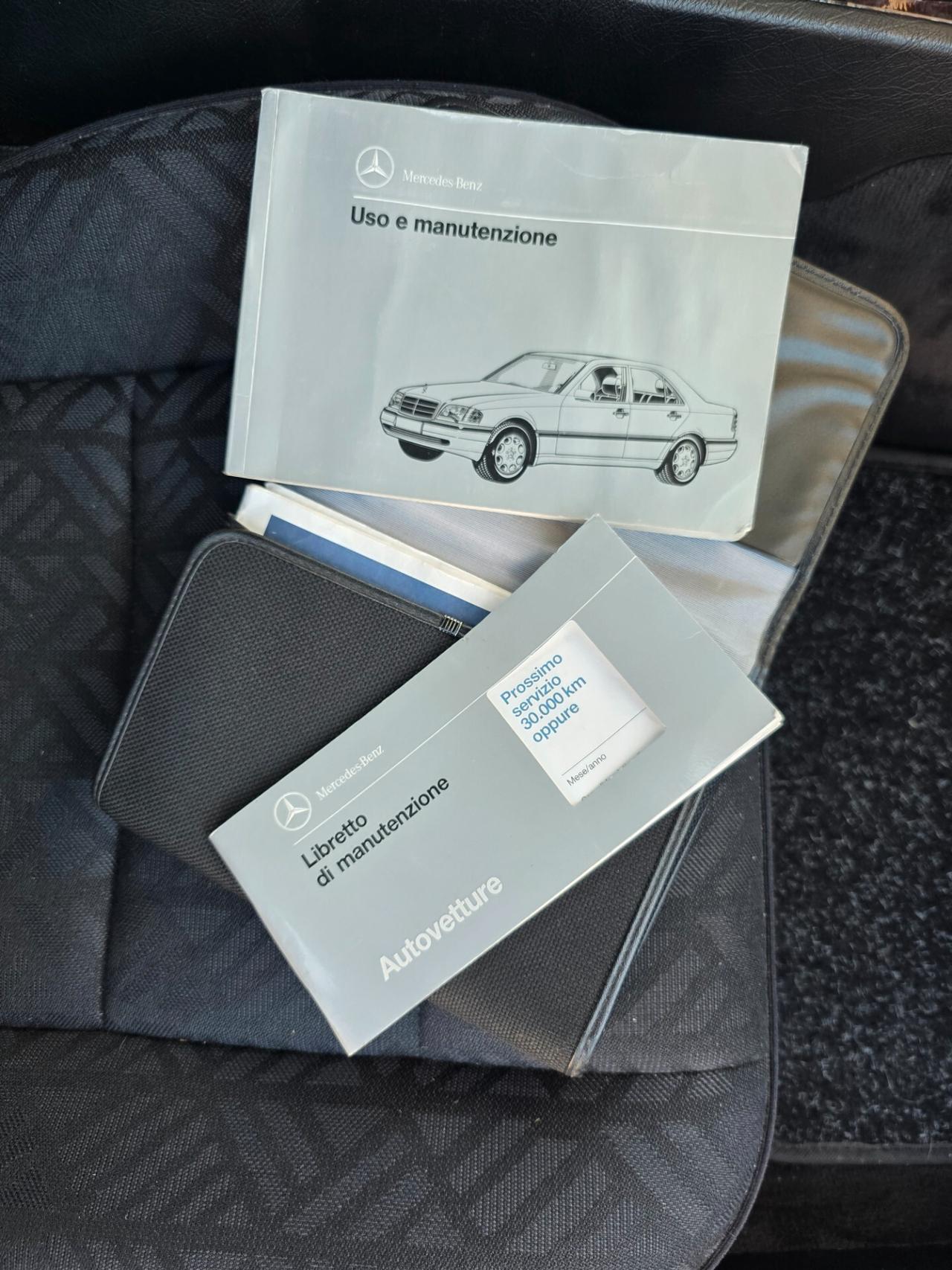 Mercedes-benz C 180 cat Elegance Unicoproprietario Neopatentati ok