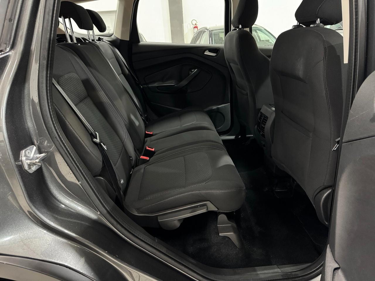 Kuga 1.5TDCI Busines UNICO PROPRIETARIO!!!!!