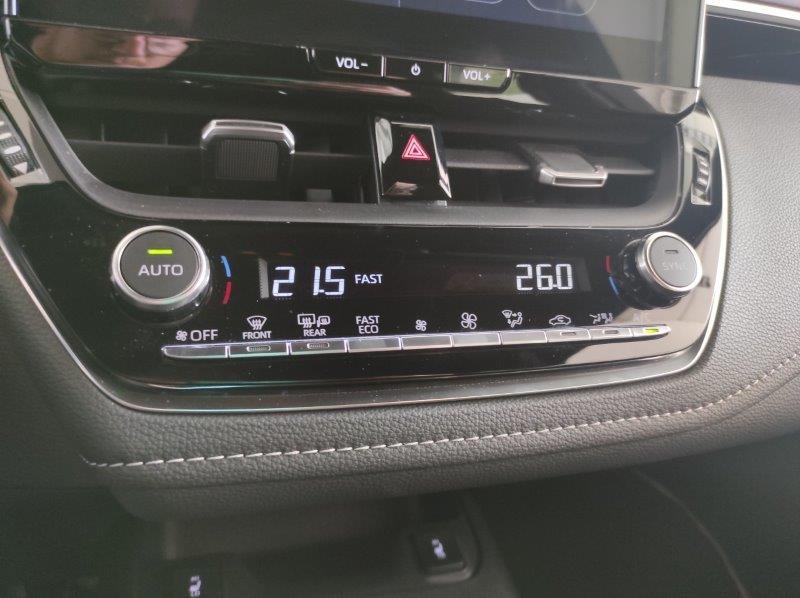 TOYOTA Corolla (2018-->) - Corolla Active 1.8 Hybrid Touring Sports