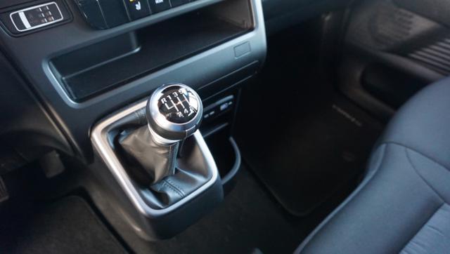 HYUNDAI Staria 2.2 MT 2WD 9 posti Wagon