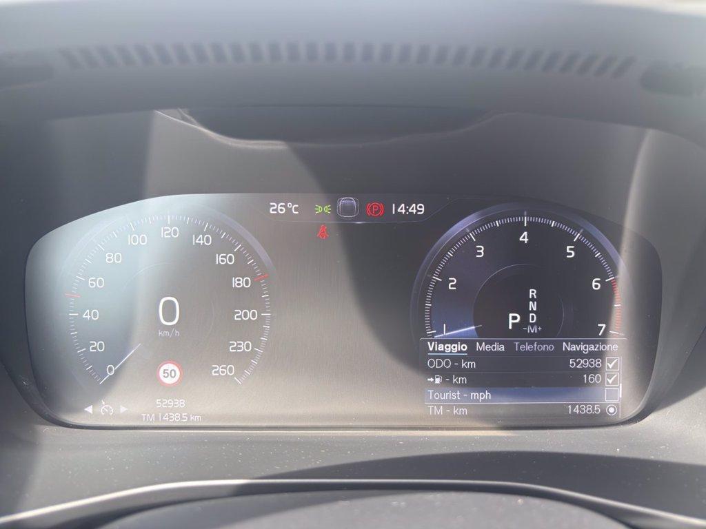 VOLVO XC40 1.5 t3 R-design 163cv auto my21 del 2020