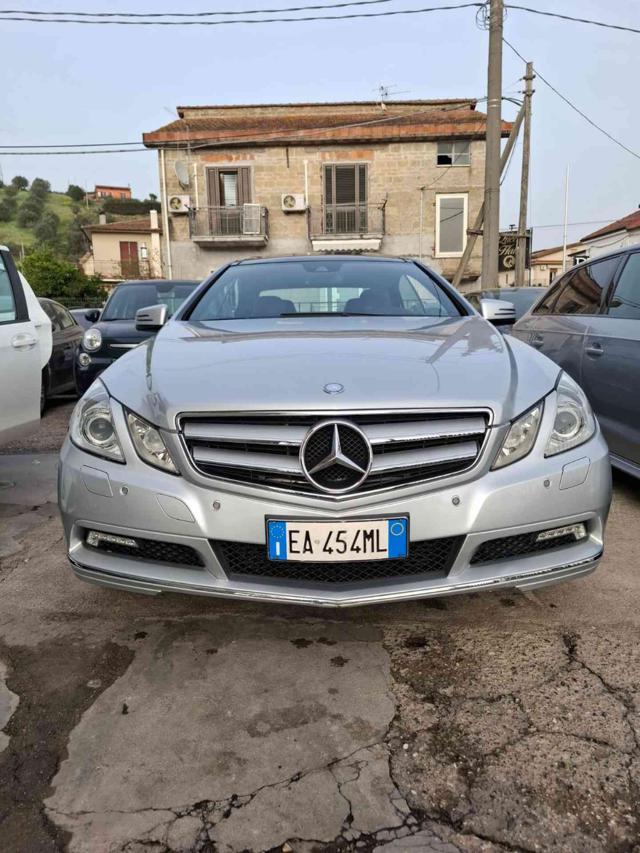 MERCEDES-BENZ E 250 CDI Coupé BlueEFFICIENCY Avantgarde