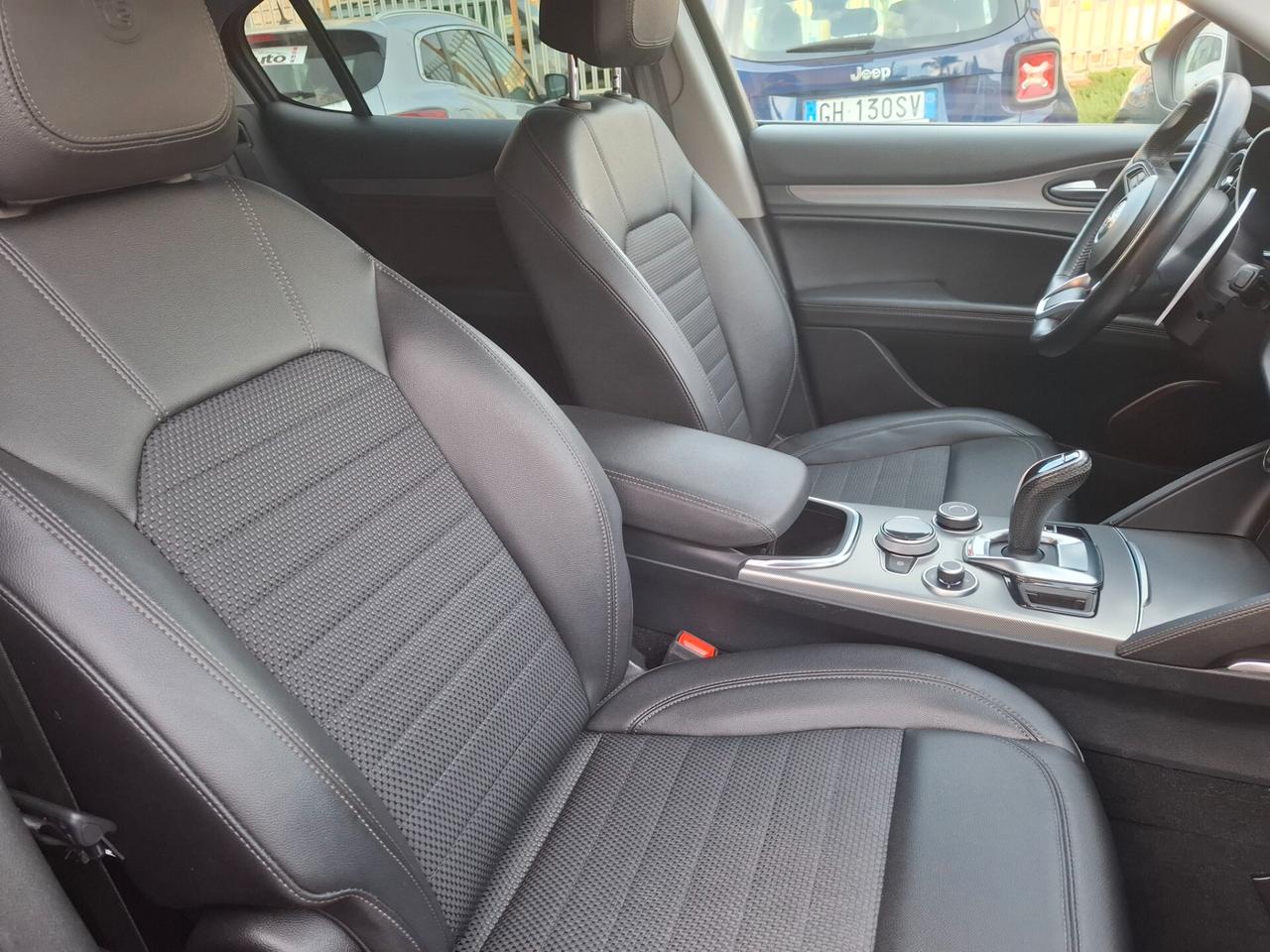 Alfa Romeo Stelvio 2.2 Turbodiesel 190 CV AT8 Q4 Sprint