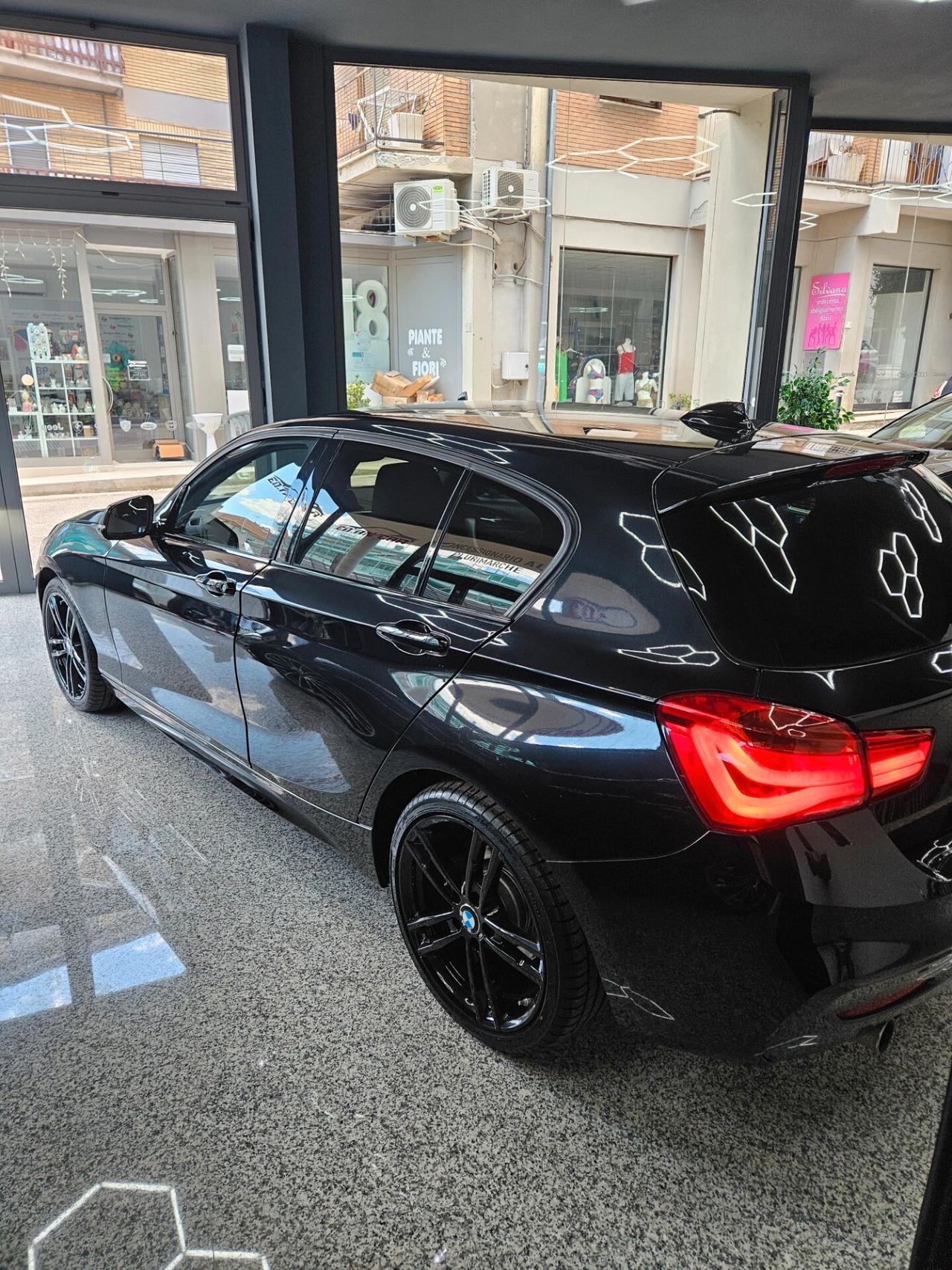 Bmw 116 116d 5p. Msport