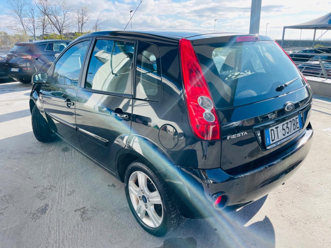 Fiesta 1.4 TDCi 68CV 5 p OK NEOPATENTATO