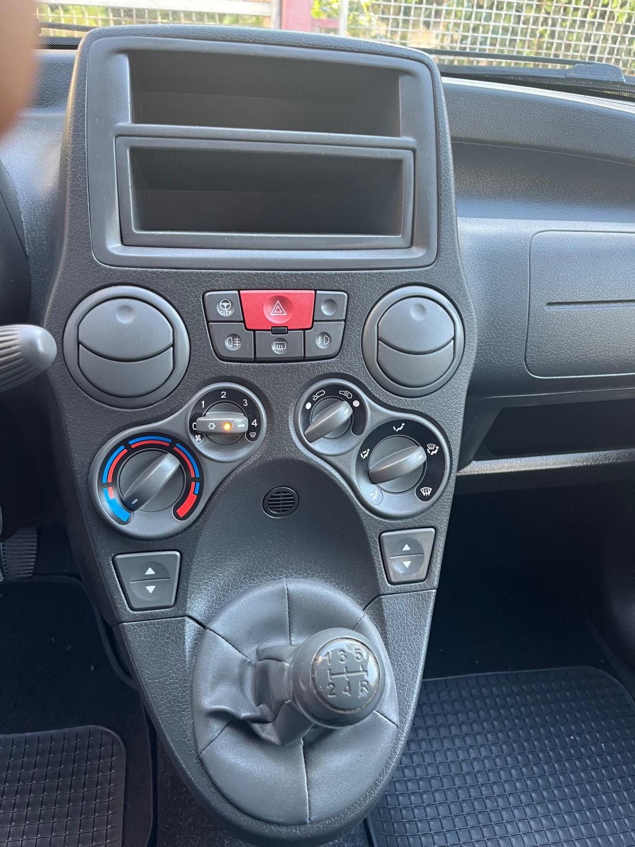 FIAT PANDA VAN A METANO CLIMATIZZATA