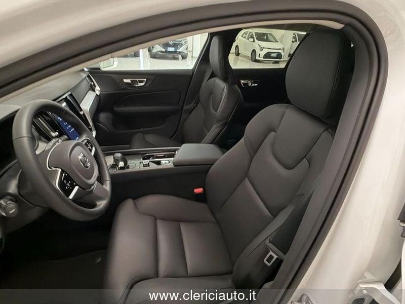 Volvo V60 Cross Country B5 AWD automatico Plus