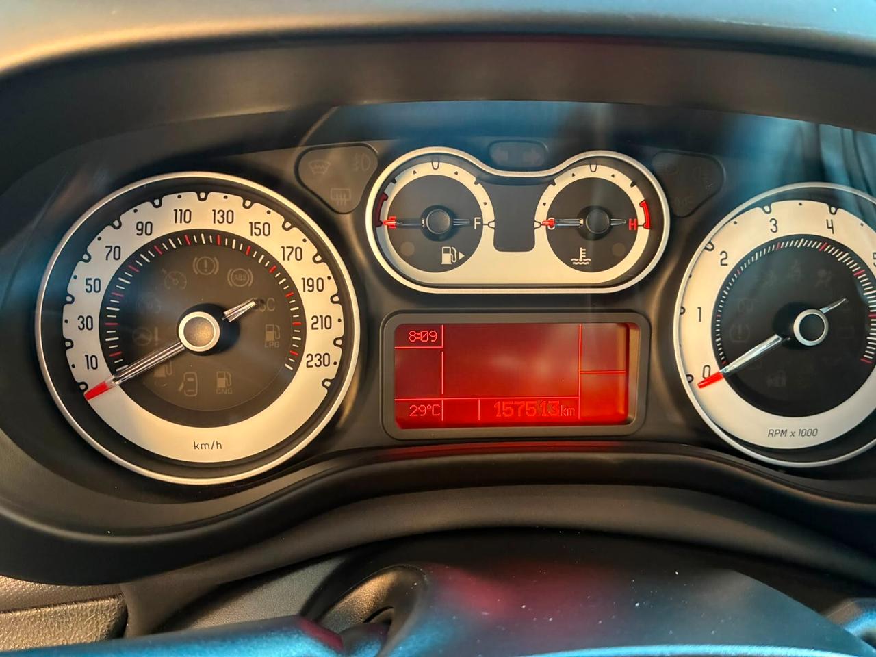 Fiat500L Living1.6Mjet120CV 7posti perfetta-16