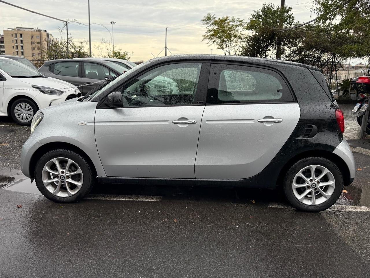 Smart Four Four 1.0 71cv Clima cambio Manuale PDC