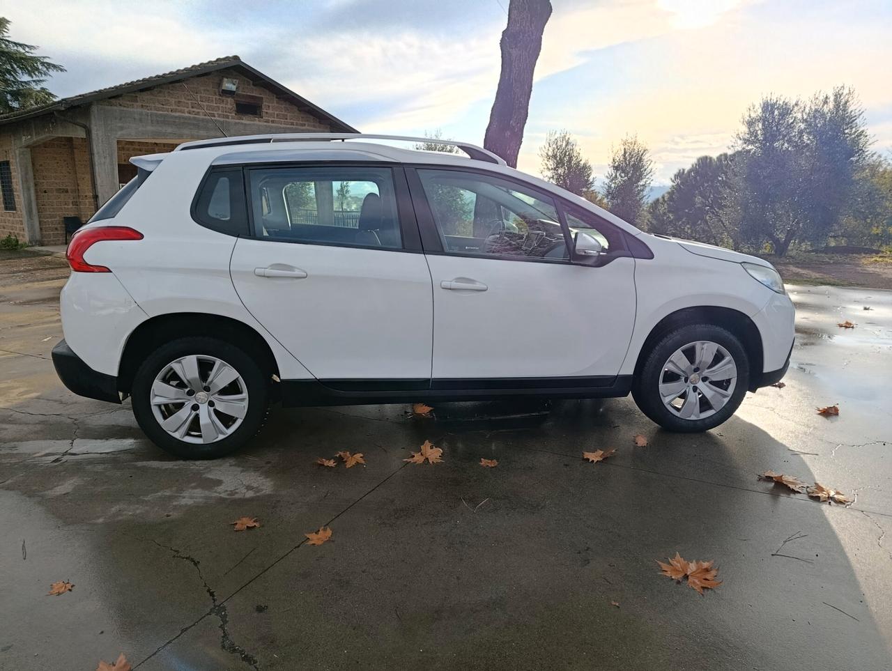 Peugeot 2008 PureTech 82 Active