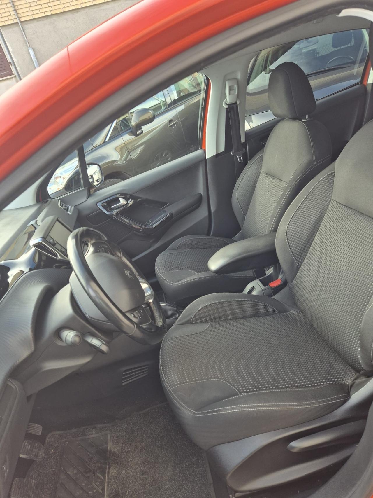 Peugeot 208 1.2 Benzina 2017